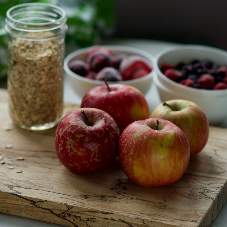 apples, berries and oats