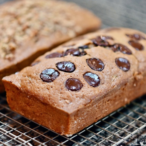 Zucchini Loaf with olive oil and&nbsp;walnuts